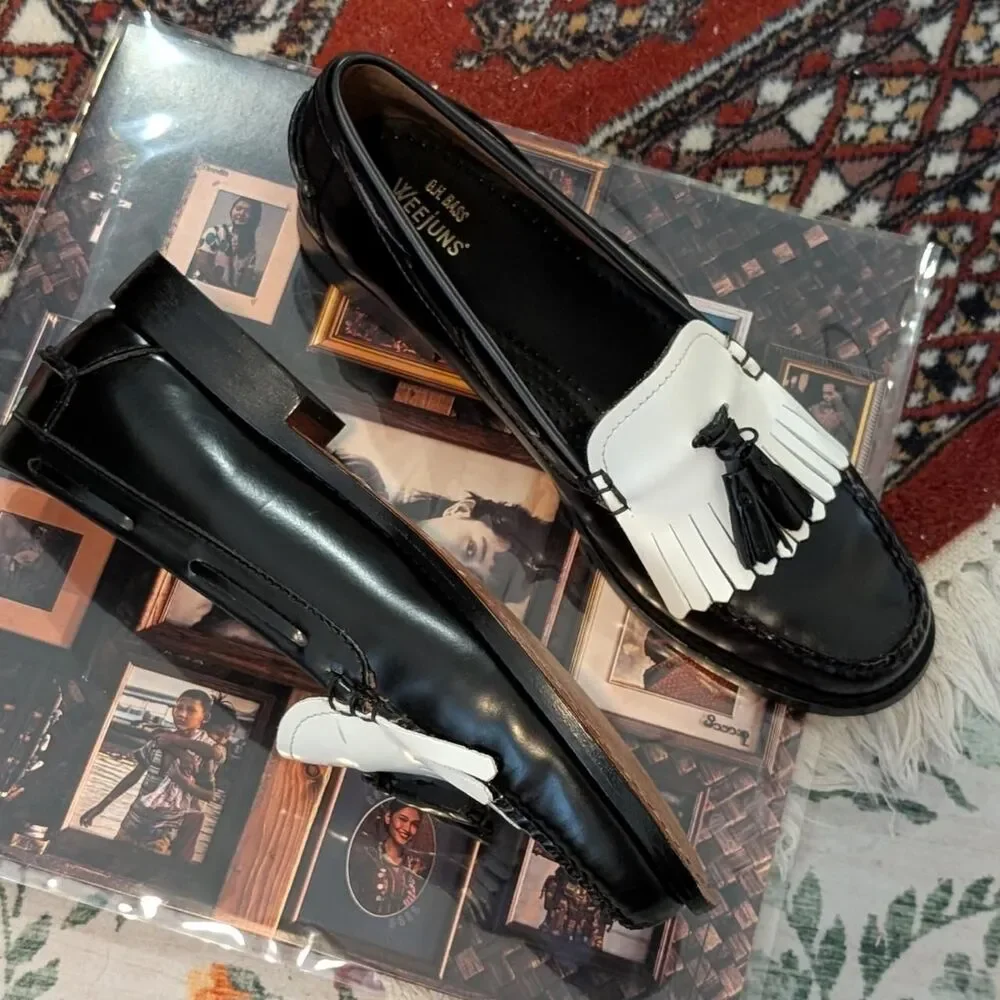 G.H. Bass Black and White Two Tone Tassel Loafers -- Men's 8